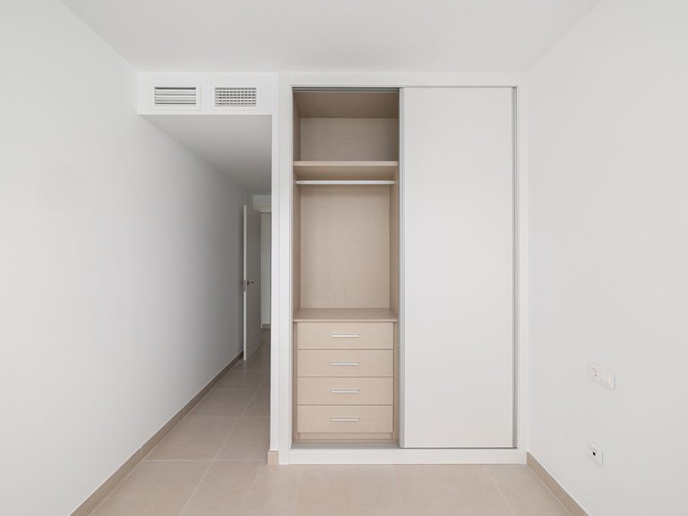 Apartment for Sale in Las Lagunas, Malaga 18