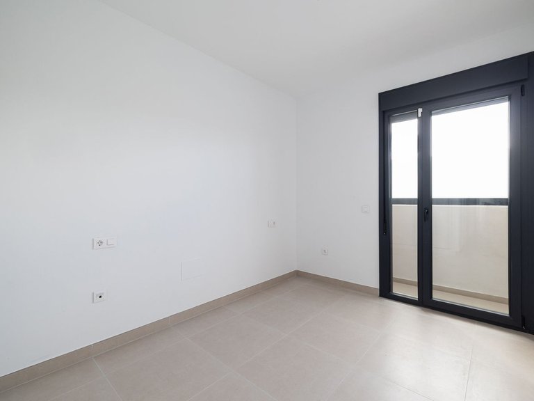 Apartment for Sale in Las Lagunas, Malaga 20