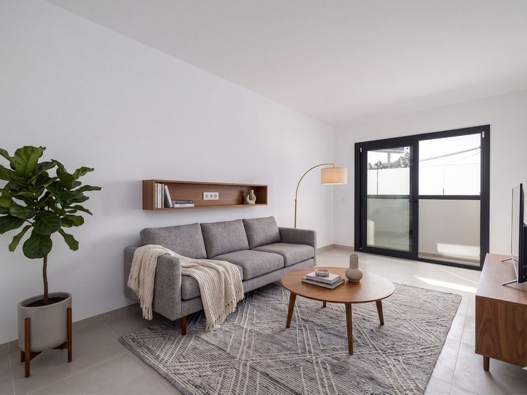 Apartment for Sale in Las Lagunas, Malaga 5