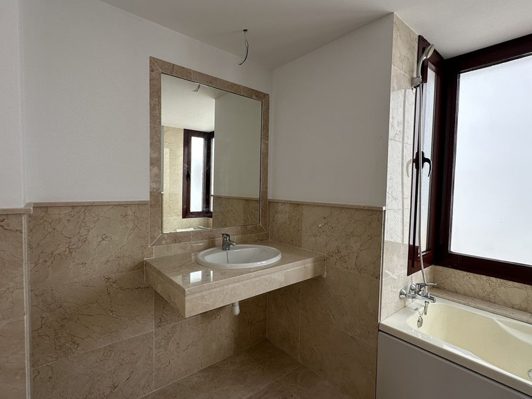 Villa for Sale in Doña Julia, Malaga 36