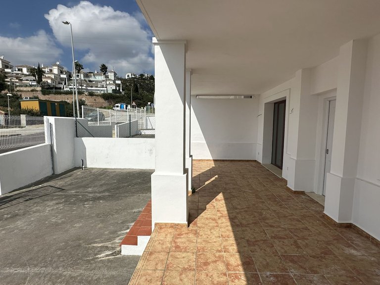 Villa for Sale in Doña Julia, Malaga 8