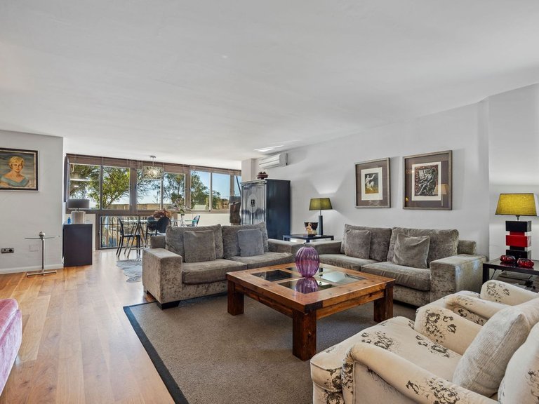 Apartment for Sale in Cerrado De Calderón, Malaga 11