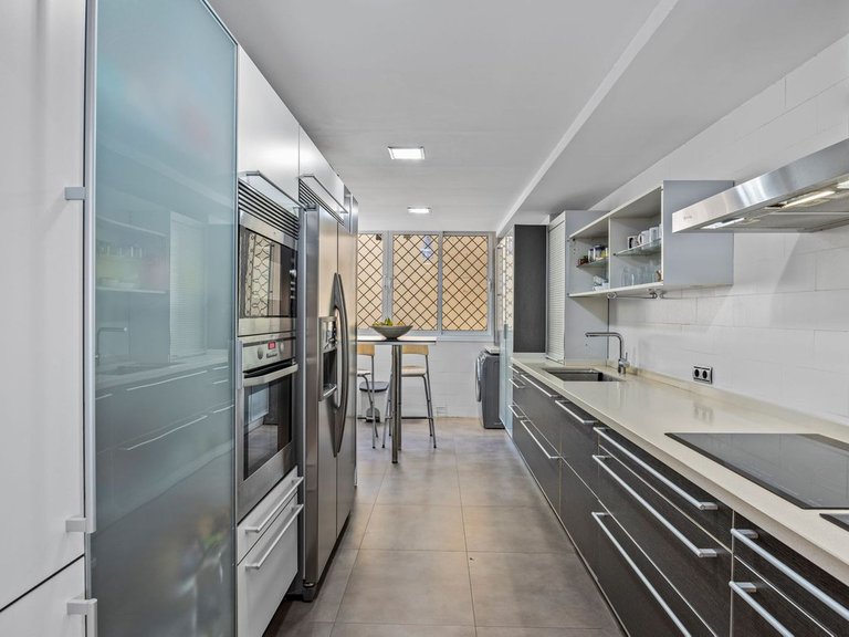 Apartment for Sale in Cerrado De Calderón, Malaga 13