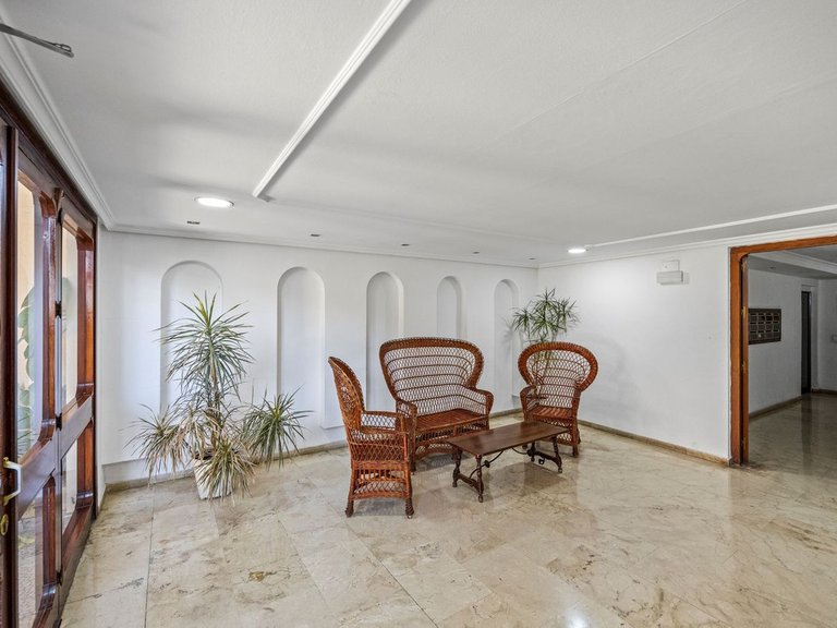 Apartment for Sale in Cerrado De Calderón, Malaga 22