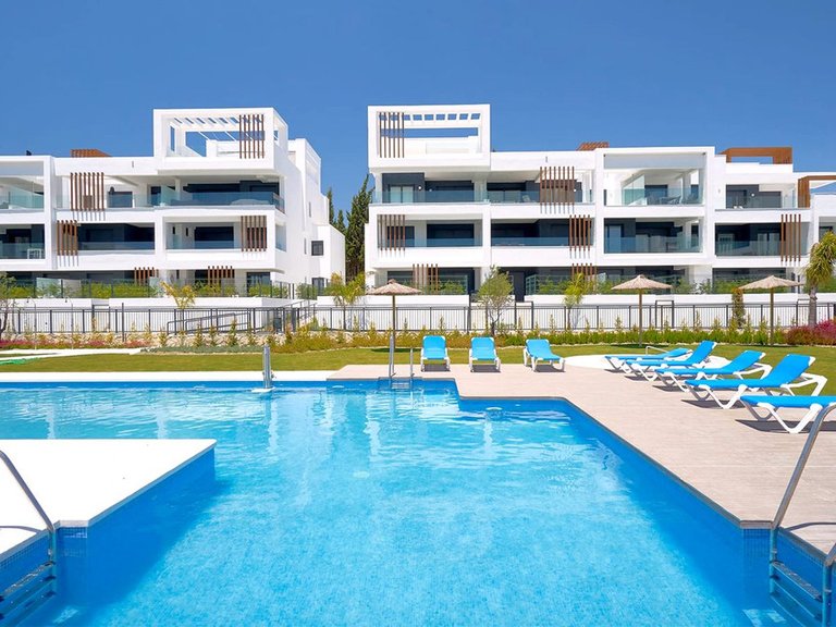 Apartment for Sale in Cancelada, Malaga 3