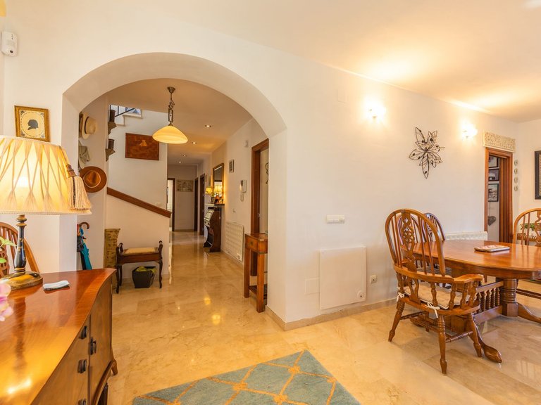 Villa for Sale in La Duquesa, Malaga 10