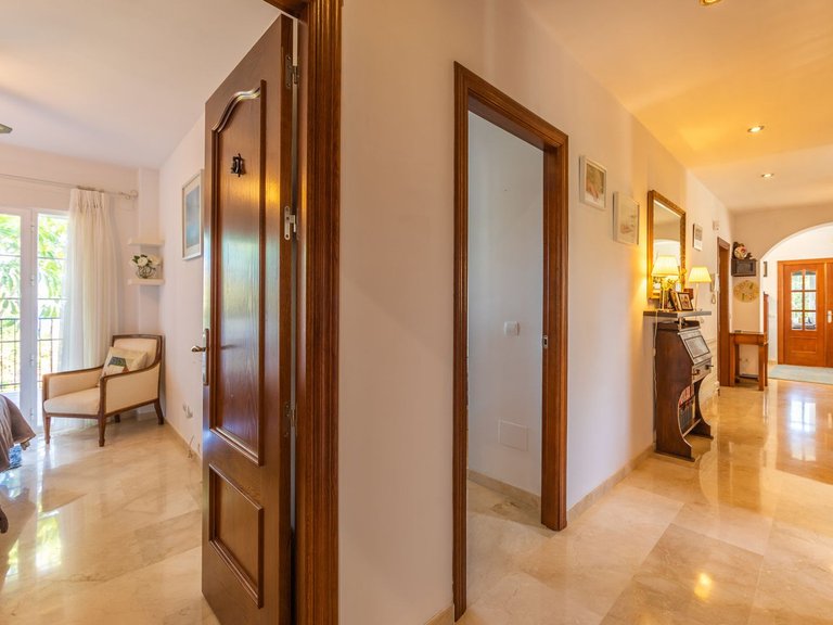 Villa for Sale in La Duquesa, Malaga 12