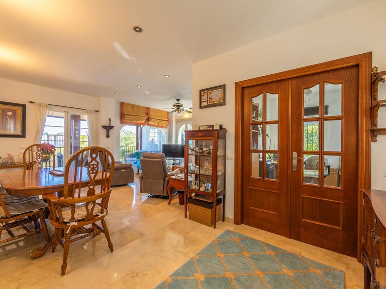 Villa for Sale in La Duquesa, Malaga 18