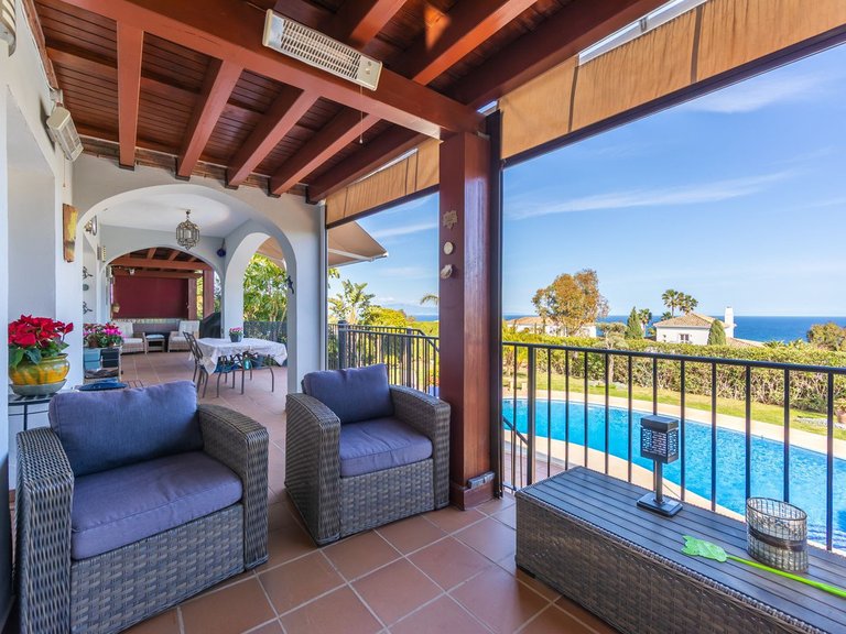 Villa for Sale in La Duquesa, Malaga 2