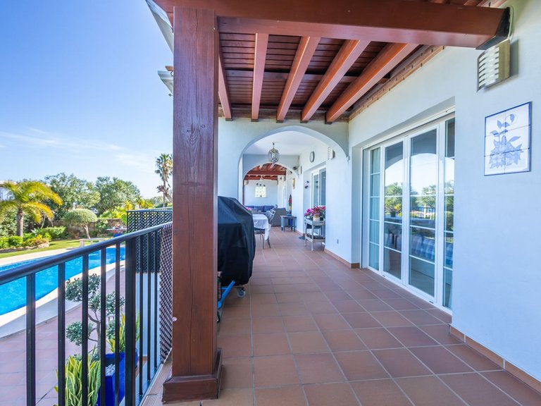 Villa for Sale in La Duquesa, Malaga 24
