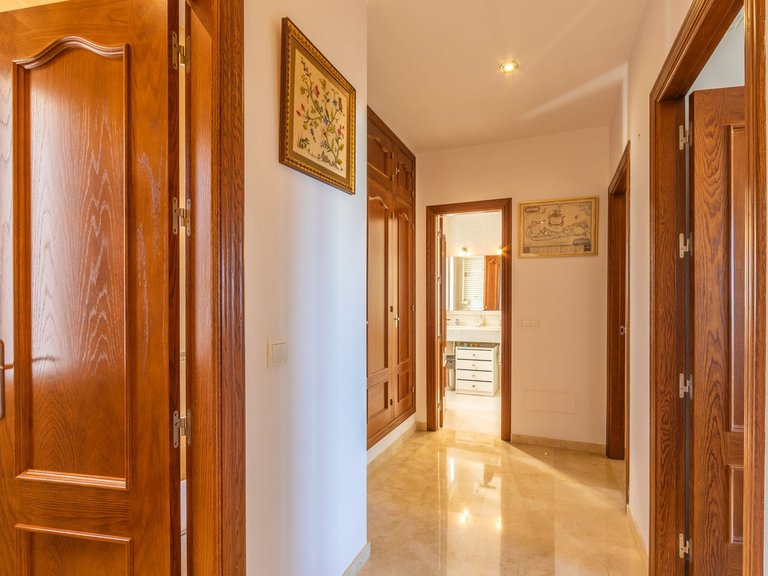 Villa for Sale in La Duquesa, Malaga 26