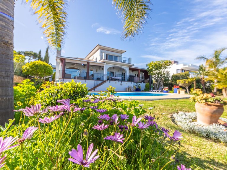 Villa for Sale in La Duquesa, Malaga 55