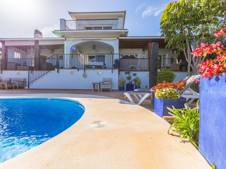 Villa for Sale in La Duquesa, Malaga 58