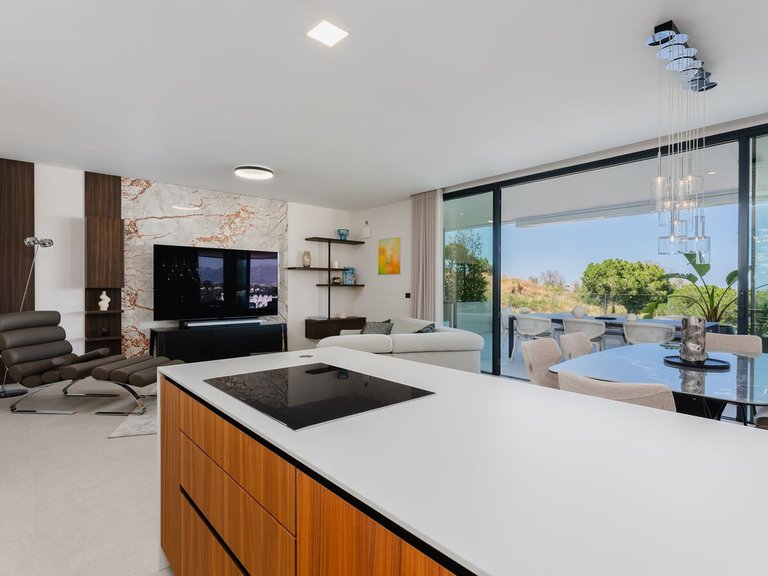 Apartment for Sale in Cabopino, Malaga 13