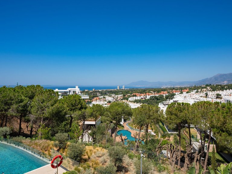 Apartment for Sale in Cabopino, Malaga 28