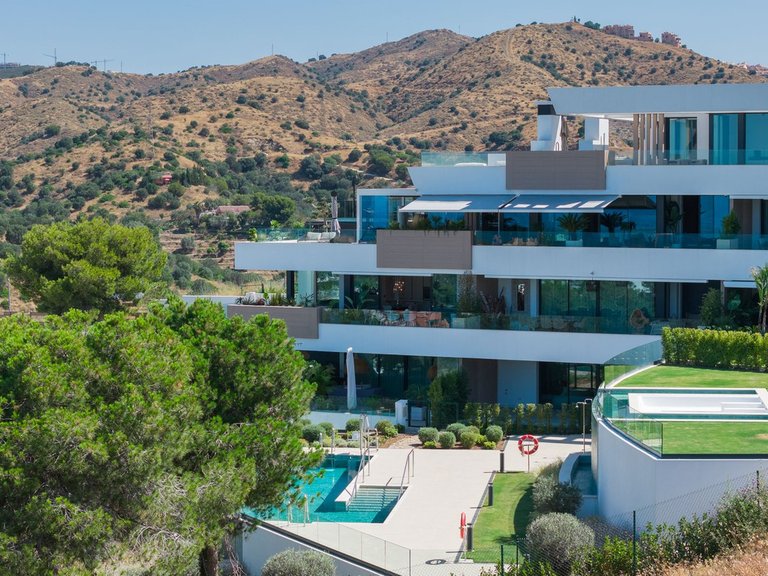 Apartment for Sale in Cabopino, Malaga 4