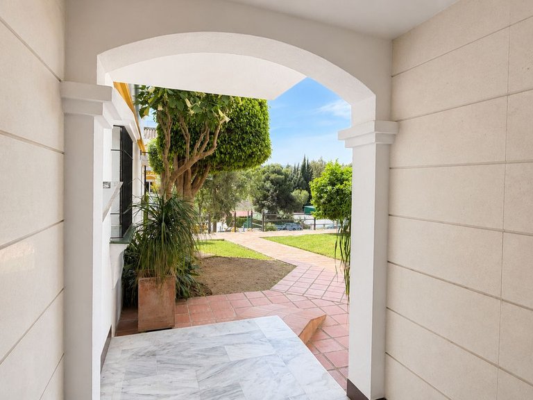 Apartment for Sale in Atalaya, Malaga 18