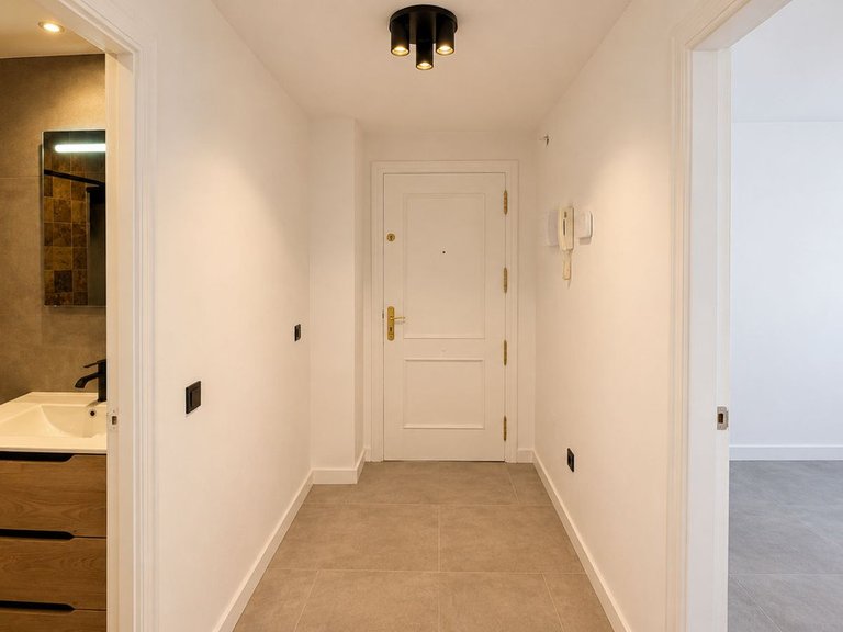 Apartment for Sale in Atalaya, Malaga 5