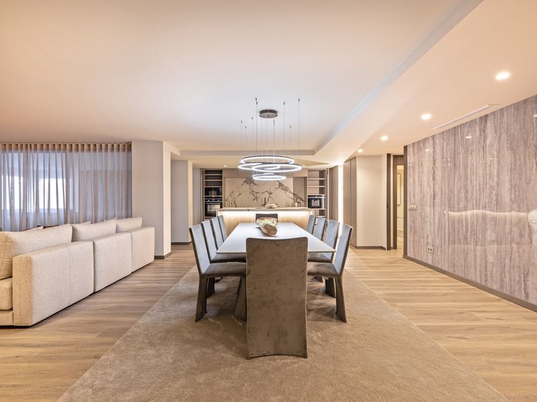Apartment for Sale in Puerto Banús, Malaga 3