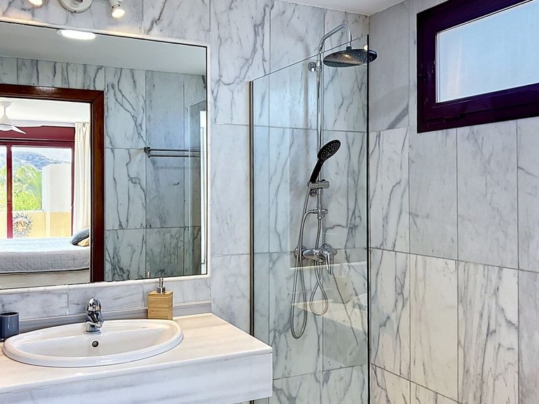 Apartment for Sale in Selwo, Malaga 17