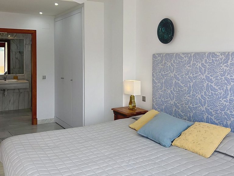 Apartment for Sale in Selwo, Malaga 20