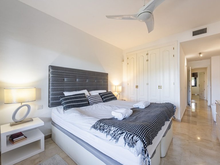 Apartment for Sale in El Paraiso, Malaga 17