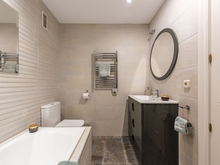 Apartment for Sale in El Paraiso, Malaga 20