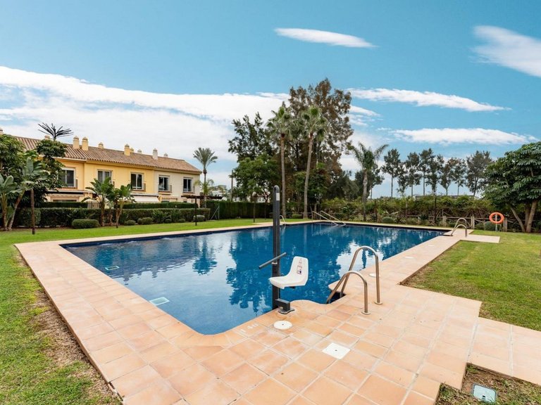 Apartment for Sale in La Cala De Mijas, Malaga 1
