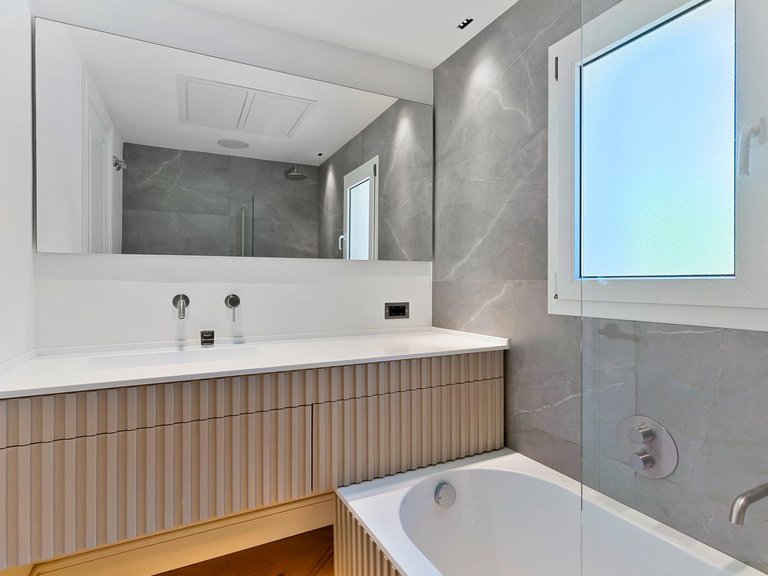 Villa for Sale in Marbella, Malaga 16