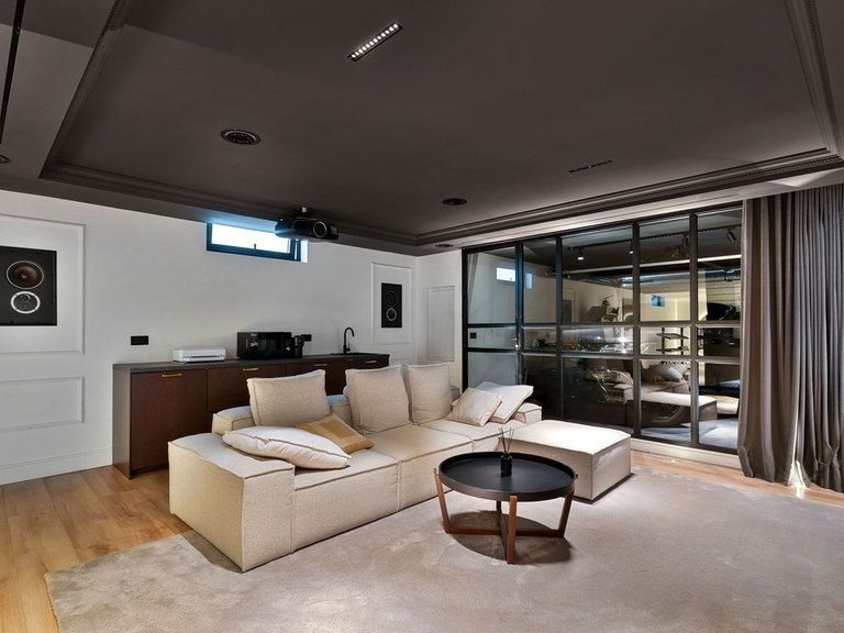 Villa for Sale in Marbella, Malaga 38