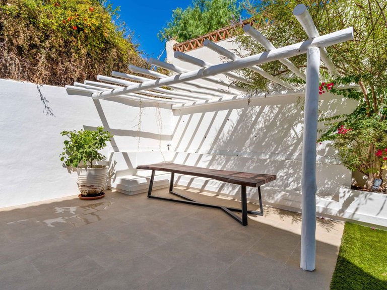 Villa for Sale in Marbella, Malaga 44