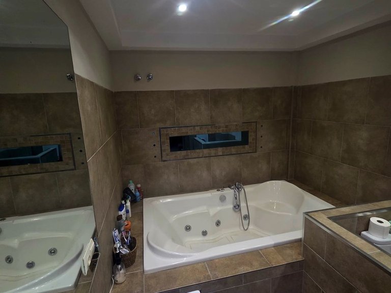 Villa for Sale in Estepona, Malaga 12