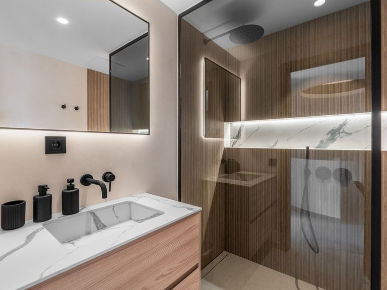 Apartment for Sale in Nueva Andalucía, Malaga 10