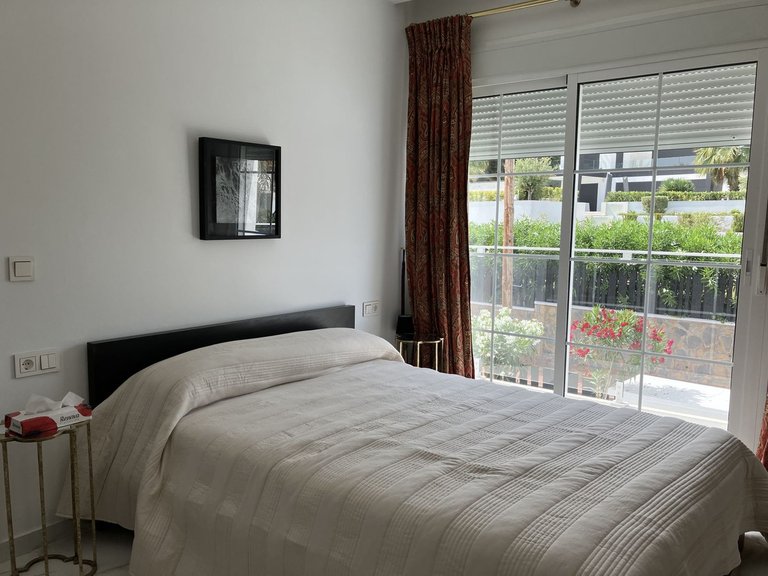 Villa for Sale in Puerto Banús, Malaga 12