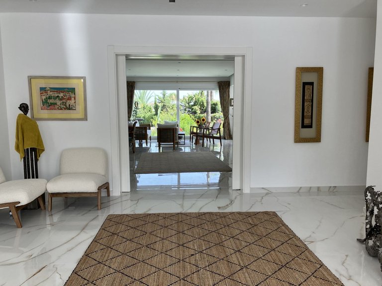 Villa for Sale in Puerto Banús, Malaga 3
