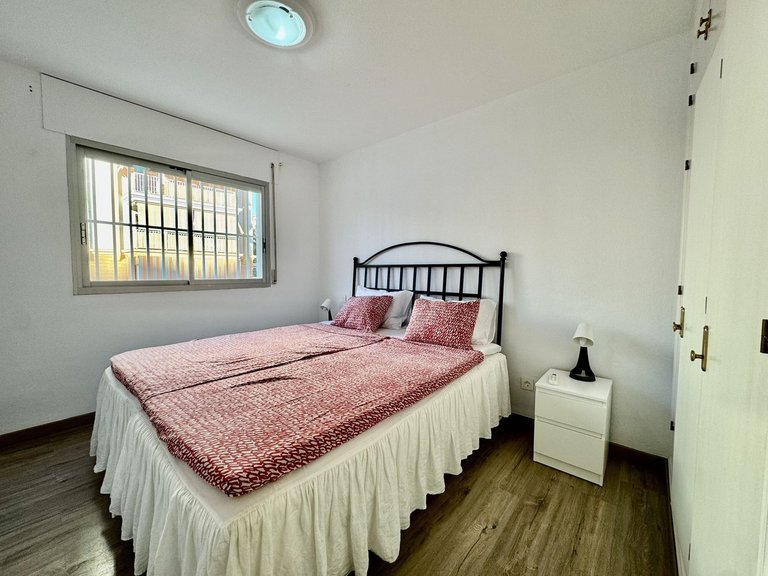 Apartment for Sale in Fuengirola, Malaga 27
