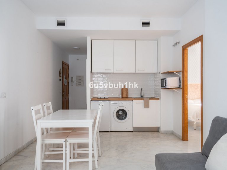 Apartment for Sale in Málaga, Malaga 13