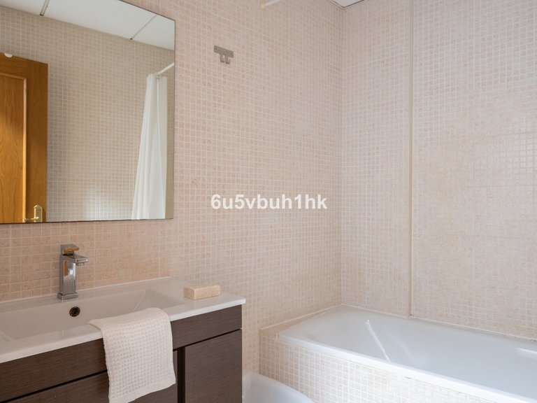 Apartment for Sale in Málaga, Malaga 16