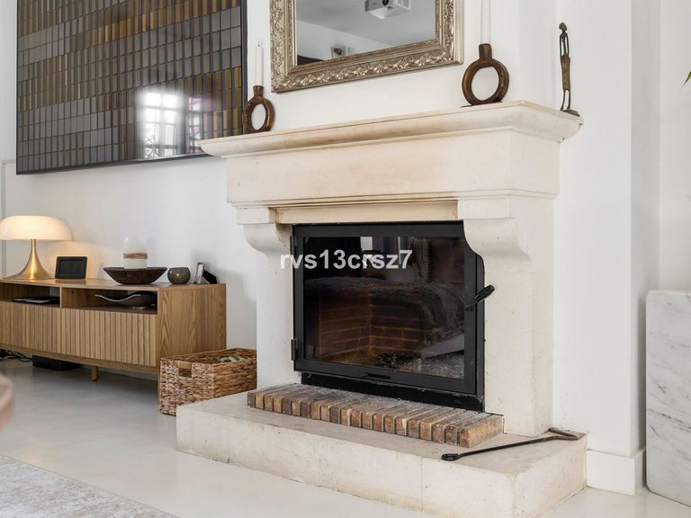 Villa for Sale in Guadalmina Baja, Malaga 10