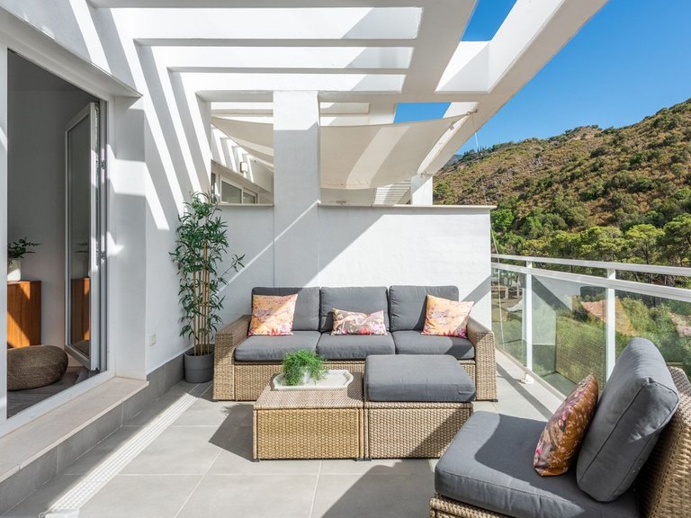 Apartment for Sale in Benahavís, Malaga 7