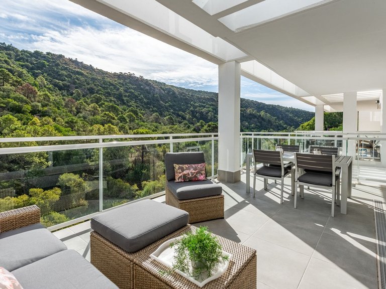 Apartment for Sale in Benahavís, Malaga 8