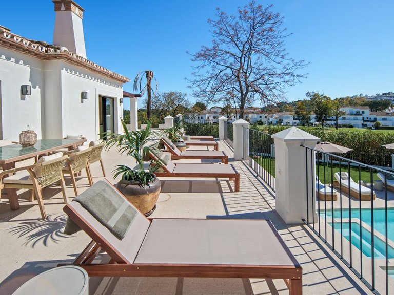 Villa for Sale in Nueva Andalucía, Malaga 4