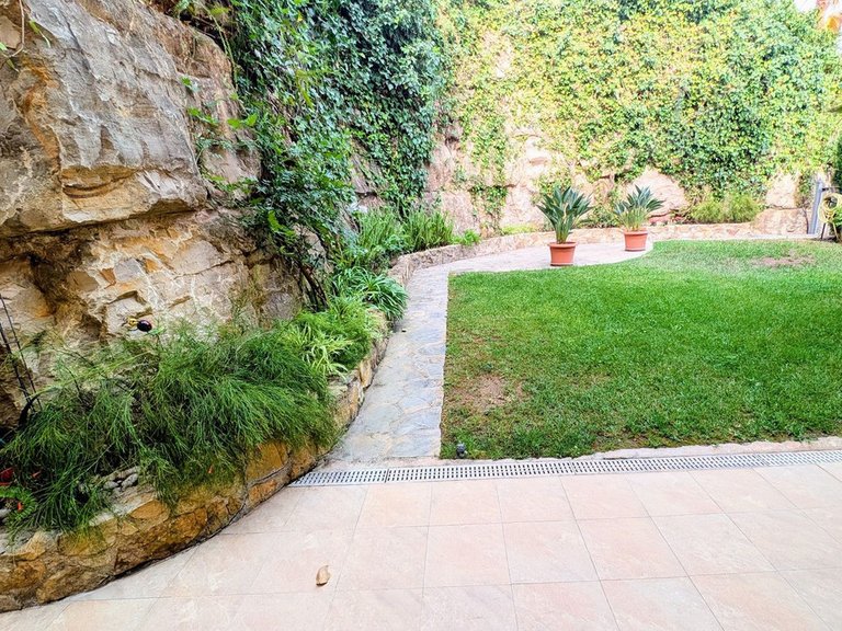 Apartment for Sale in Benahavís, Malaga 1
