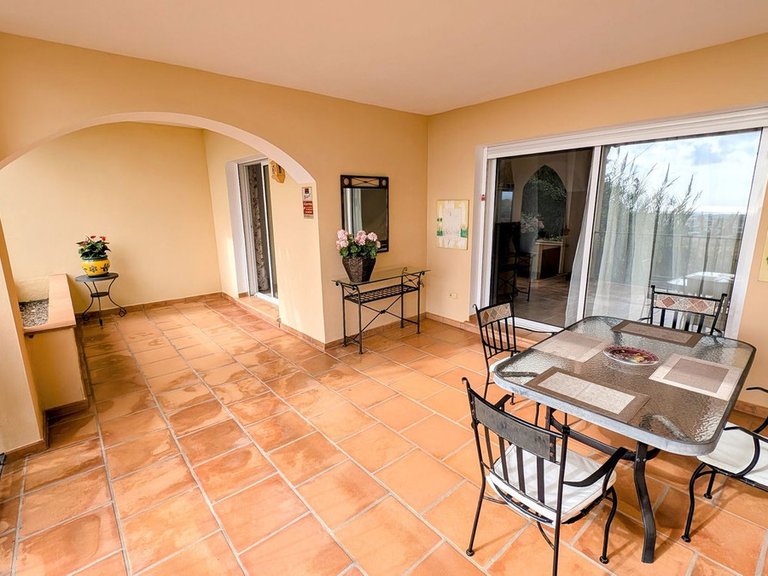 Apartment for Sale in Benahavís, Malaga 2