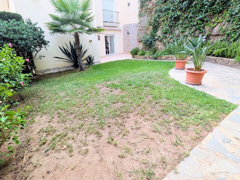 Apartment for Sale in Benahavís, Malaga 5