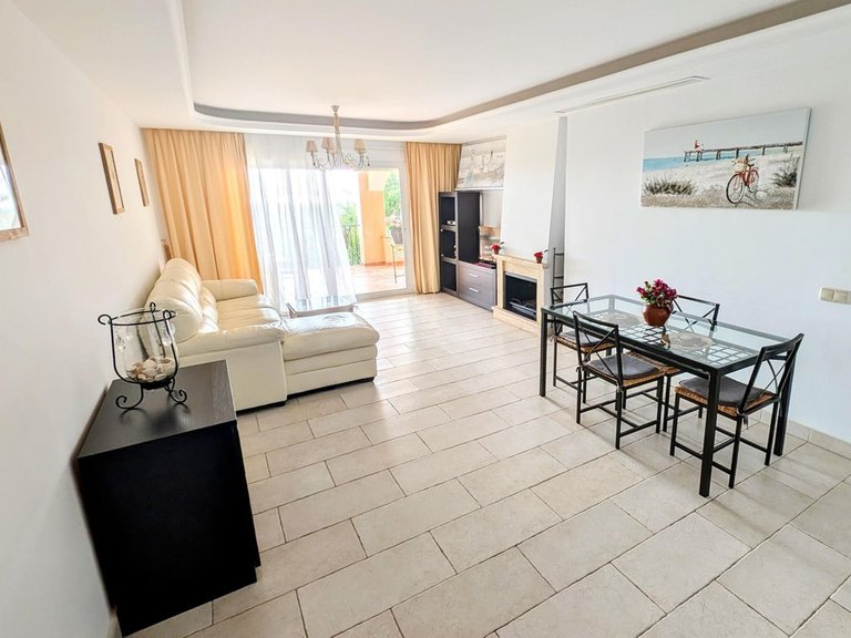 Apartment for Sale in Benahavís, Malaga 9
