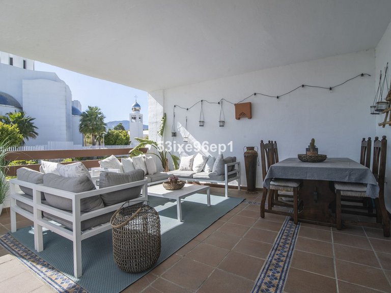Apartment for Sale in Selwo, Malaga 18