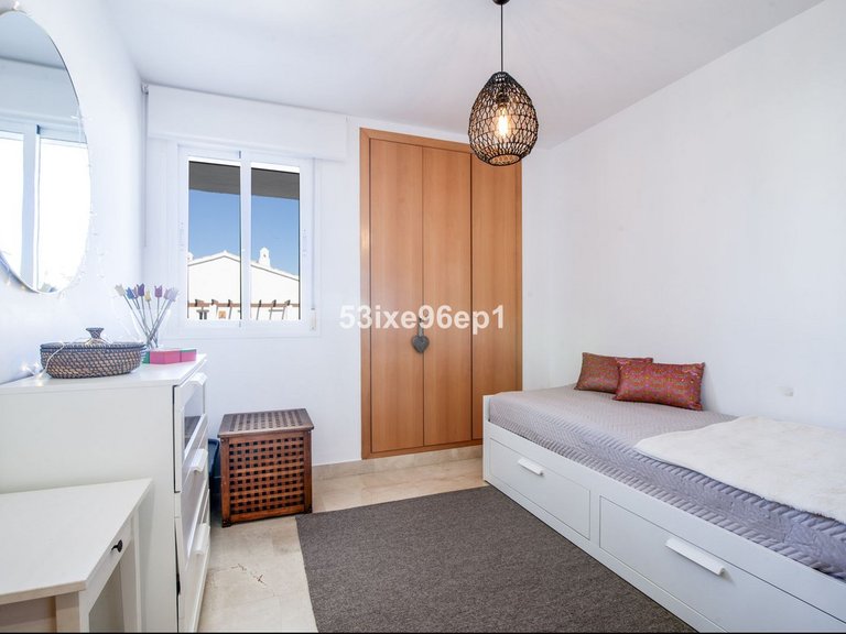 Apartment for Sale in Selwo, Malaga 22