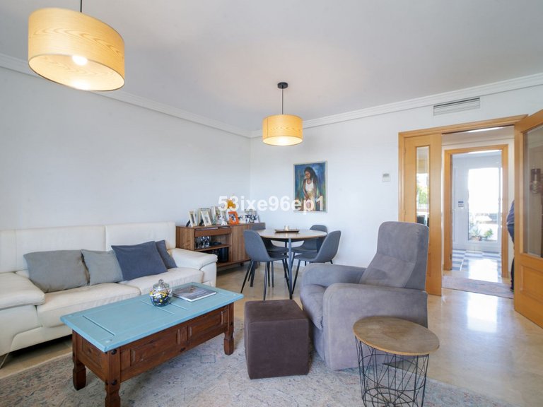 Apartment for Sale in Selwo, Malaga 3