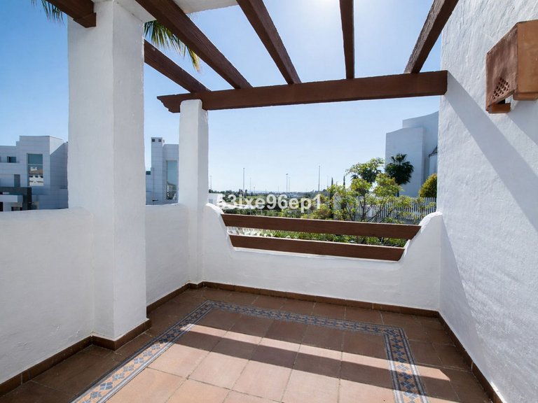 Apartment for Sale in Selwo, Malaga 30